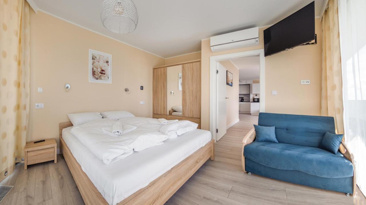 Prywatne Apartamenty Sun & Snow W Wave Z Basenem Miedzyzdroje Exterior photo